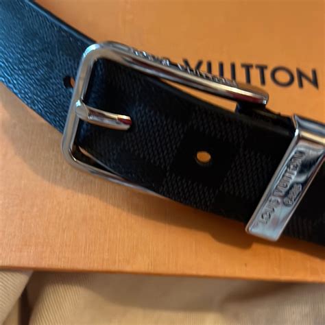 Louis Vuitton Bälten for Herr .